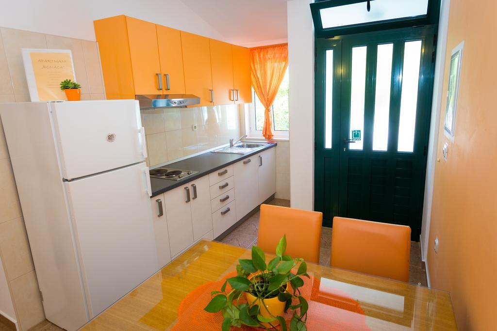 Apartments Bonaca Podaca Bagian luar foto